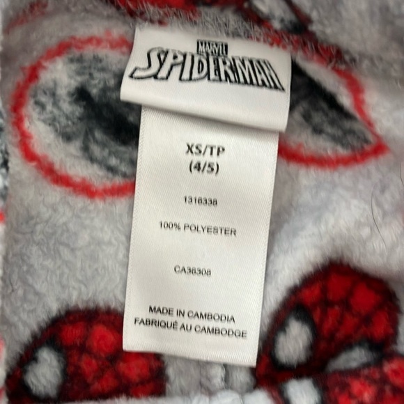 Marvel size 4 - 5 years Red / Gray SpiderMan Pajama Set - Picture 7 of 16